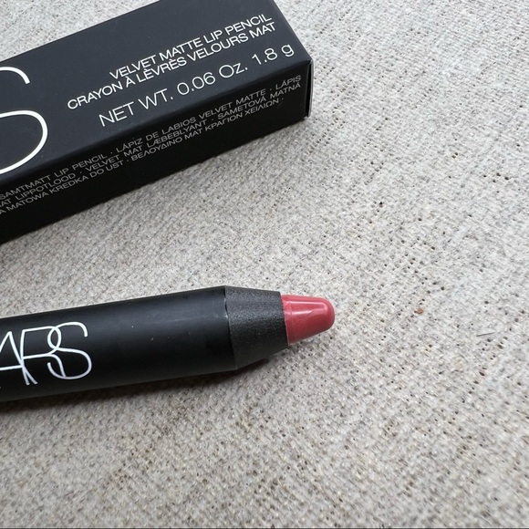 ❤️3 for $25❤️ NARS Velvet Matte Lip Pencil Mini - Picture 2 of 7